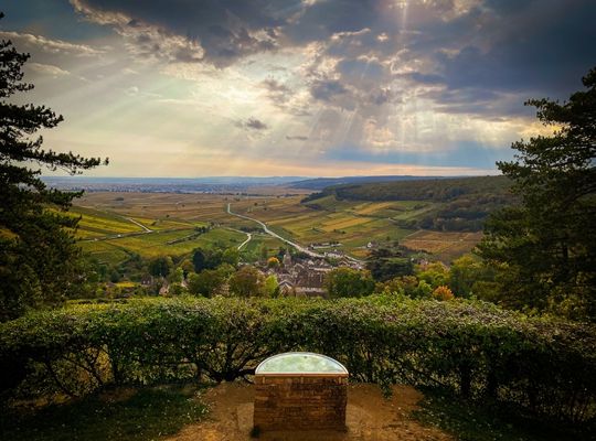 Pernand-Vergelesses Pernand-Vergelesses